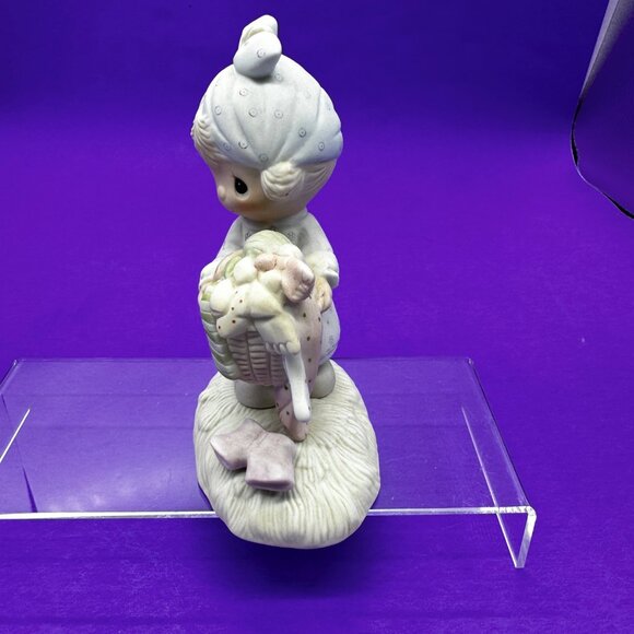 Precious Moments Figure Be Not Weary In Well Doing E-3111 1979 Girl w Basket of - Picture 5 of 7